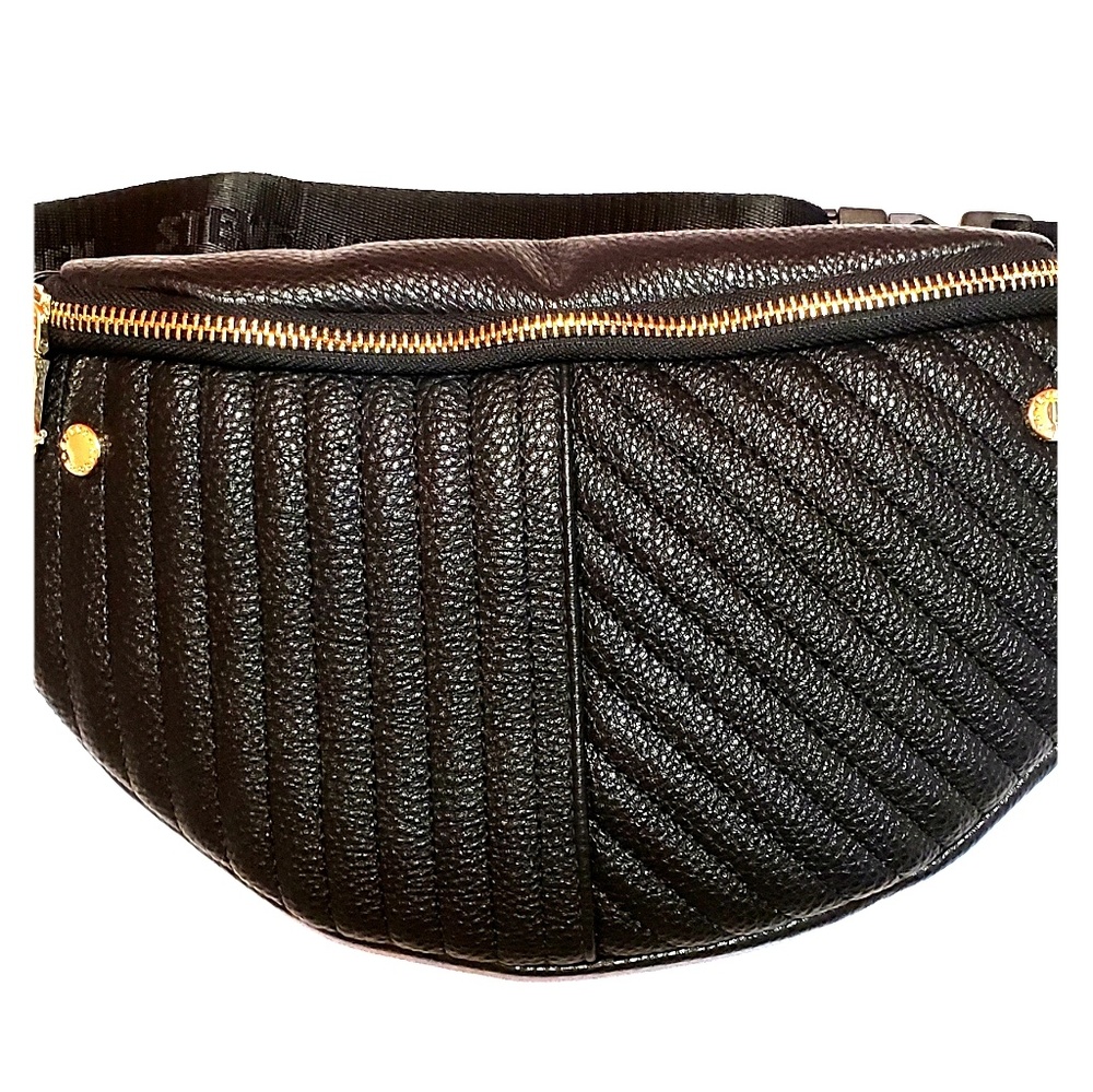 Steve Madden fanny pack